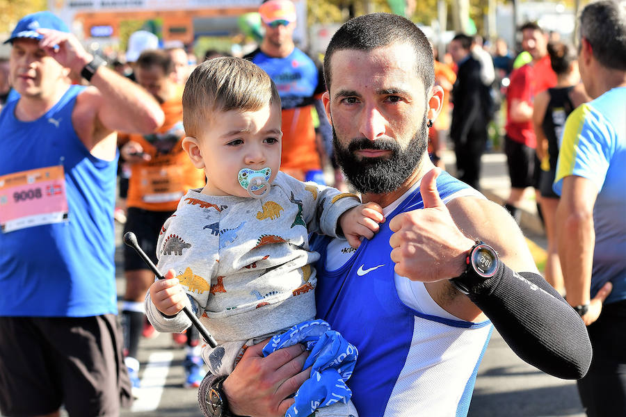 Fotos: Búscate en la llegada a la meta en la Medio Maratón de Valencia