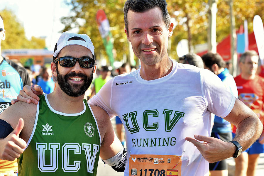 Fotos: Búscate en la llegada a la meta en la Medio Maratón de Valencia