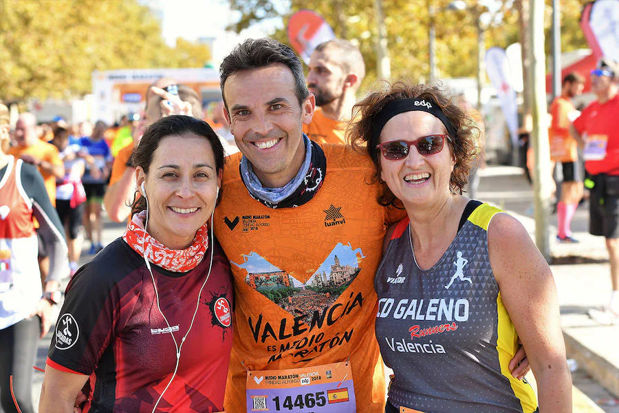 Fotos: Búscate en la llegada a la meta en la Medio Maratón de Valencia