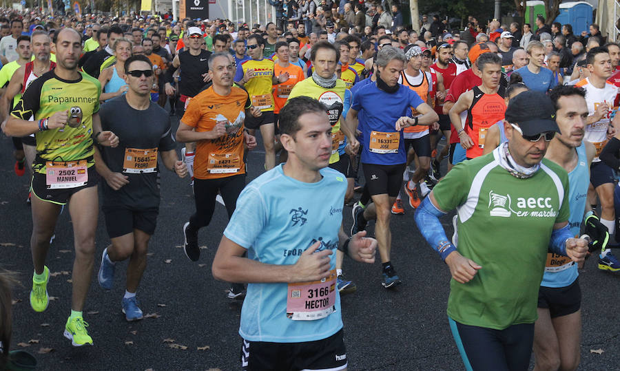 Más de 15.500 corredores participan en una prueba rapidísima que ya ostentaba el récord mundial femenino.