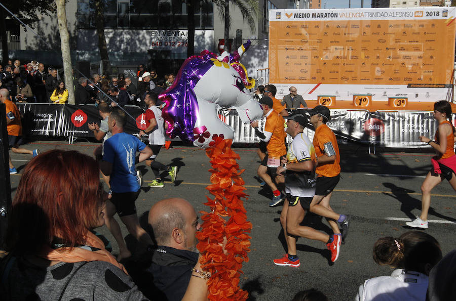 Más de 15.500 corredores participan en una prueba rapidísima que ya ostentaba el récord mundial femenino.