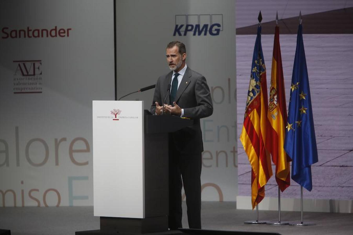 Fotos: El rey Felipe VI inaugura el XXI Congreso Nacional de Empresa Familiar en Valencia