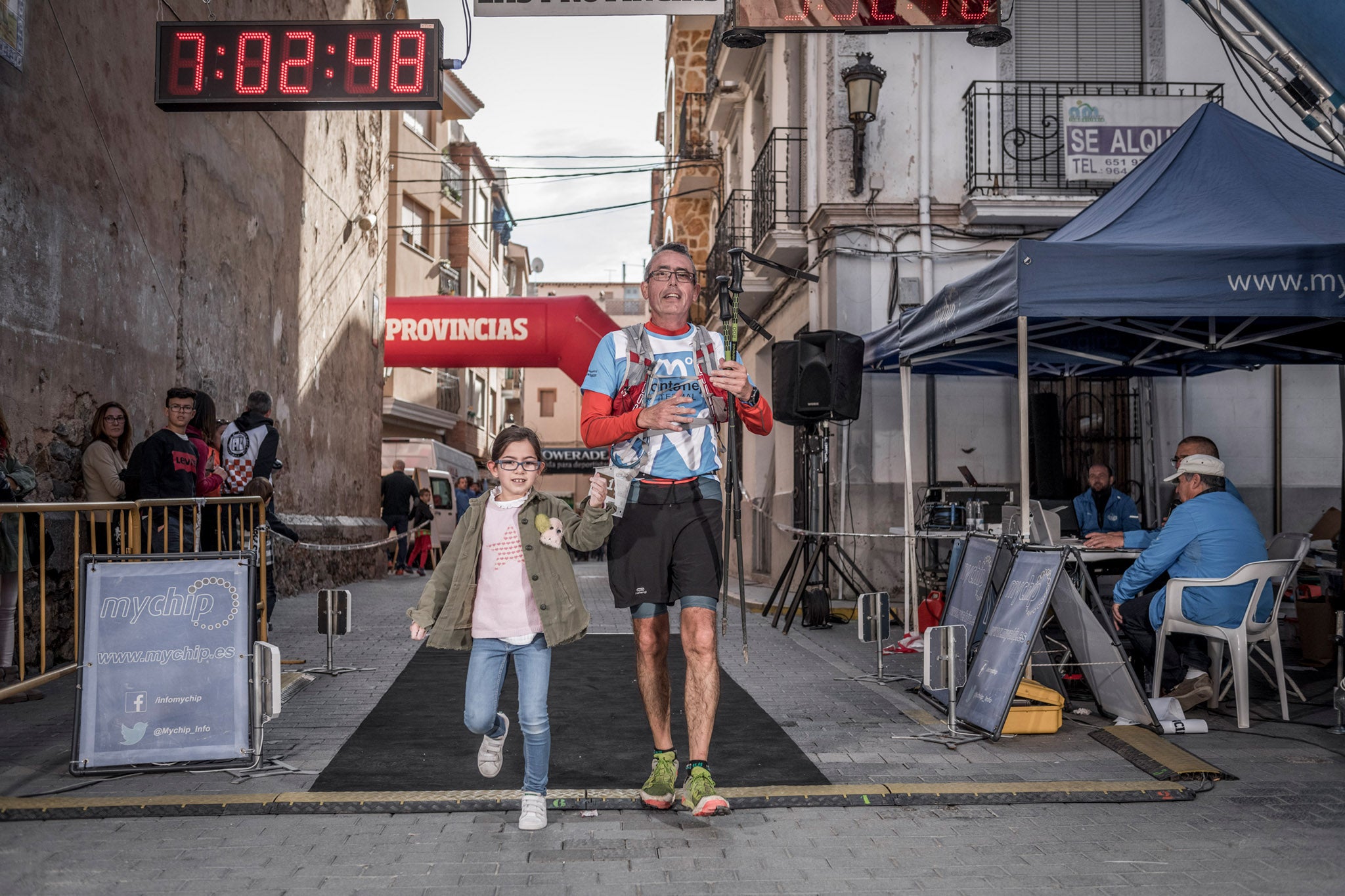 Galería de fotos de la llegada a meta de la carrera de 55 kilómetros del Trail de Montanejos 2018 