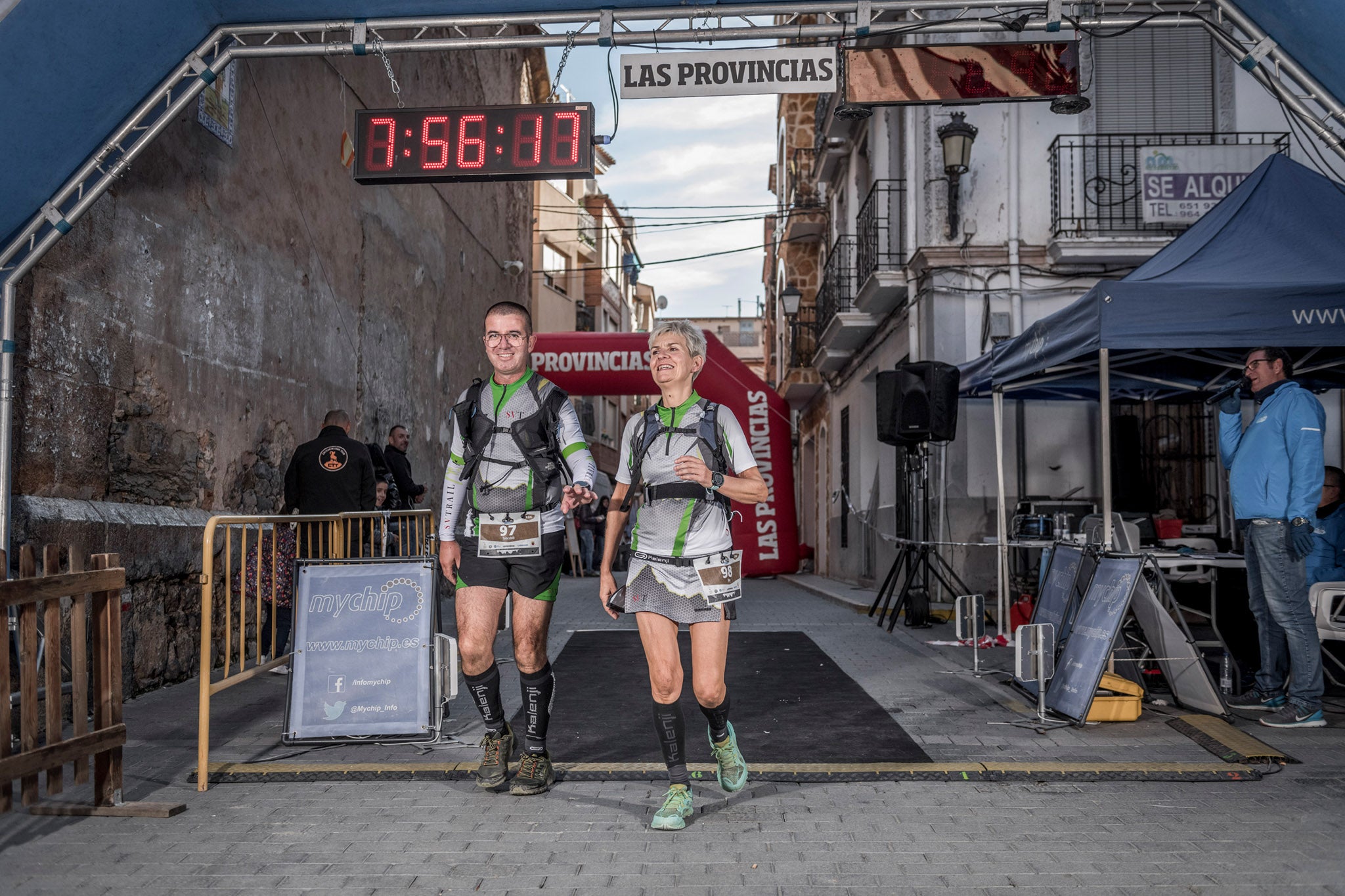 Galería de fotos de la llegada a meta de la carrera de 55 kilómetros del Trail de Montanejos 2018 