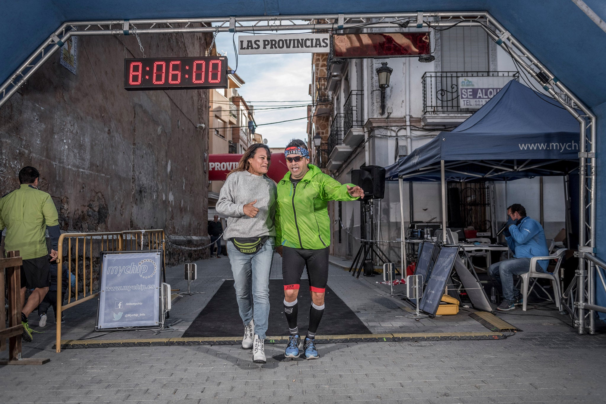 Galería de fotos de la llegada a meta de la carrera de 55 kilómetros del Trail de Montanejos 2018 