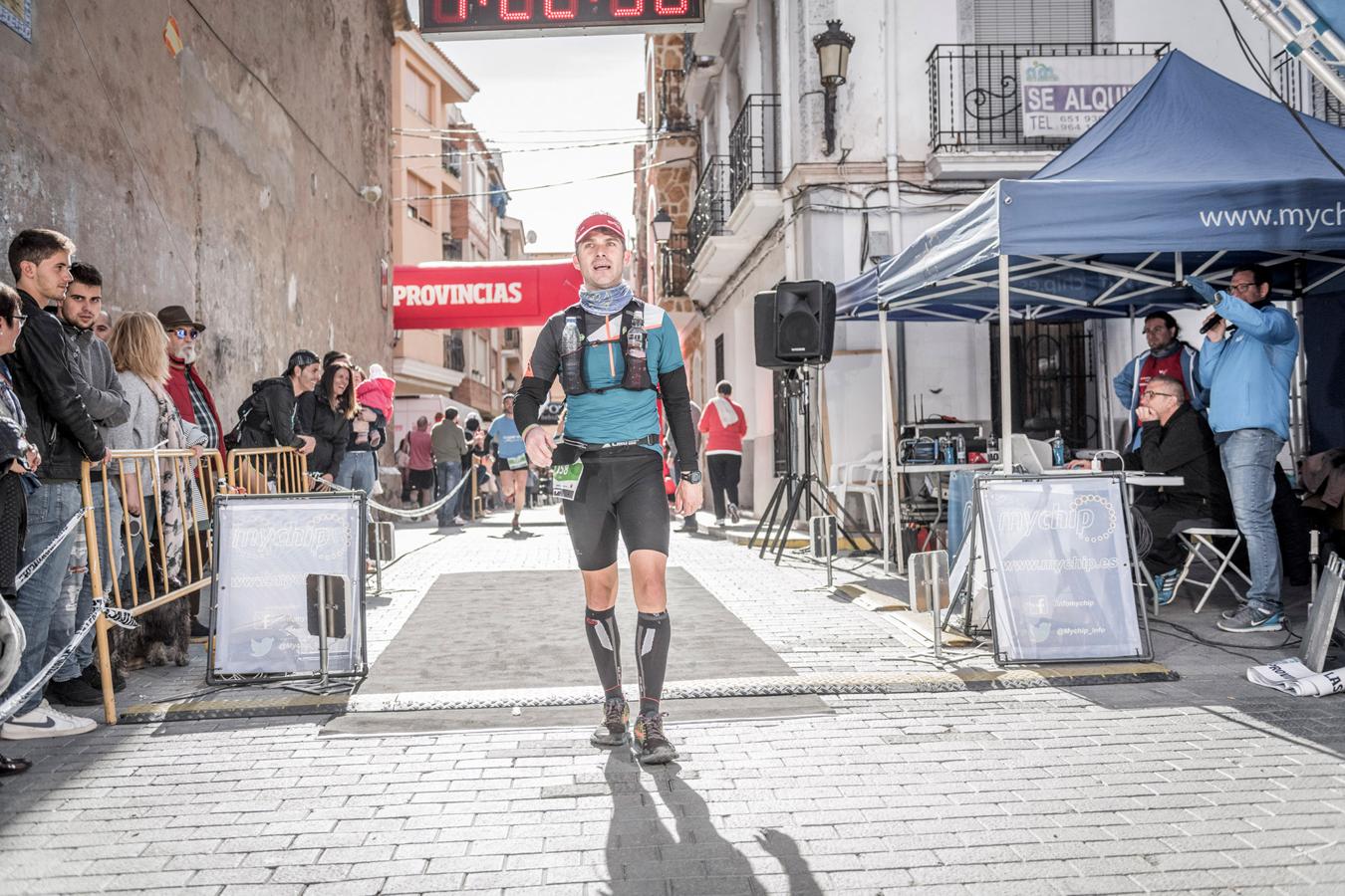 Galería de fotos de la llegada a meta de la carrera de 30 kilómetros del Trail de Montanejos 2018