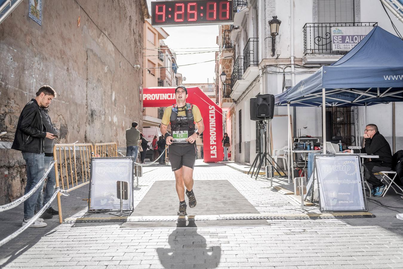 Galería de fotos de la llegada a meta de la carrera de 30 kilómetros del Trail de Montanejos 2018