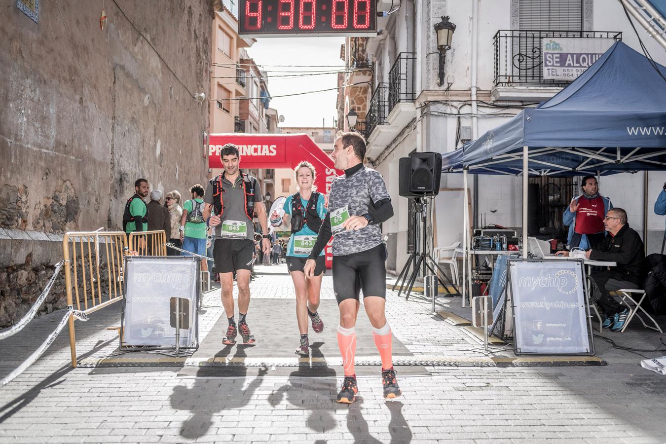 Galería de fotos de la llegada a meta de la carrera de 30 kilómetros del Trail de Montanejos 2018