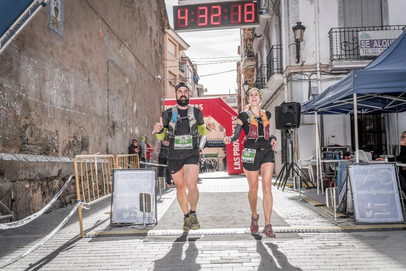 Galería de fotos de la llegada a meta de la carrera de 30 kilómetros del Trail de Montanejos 2018