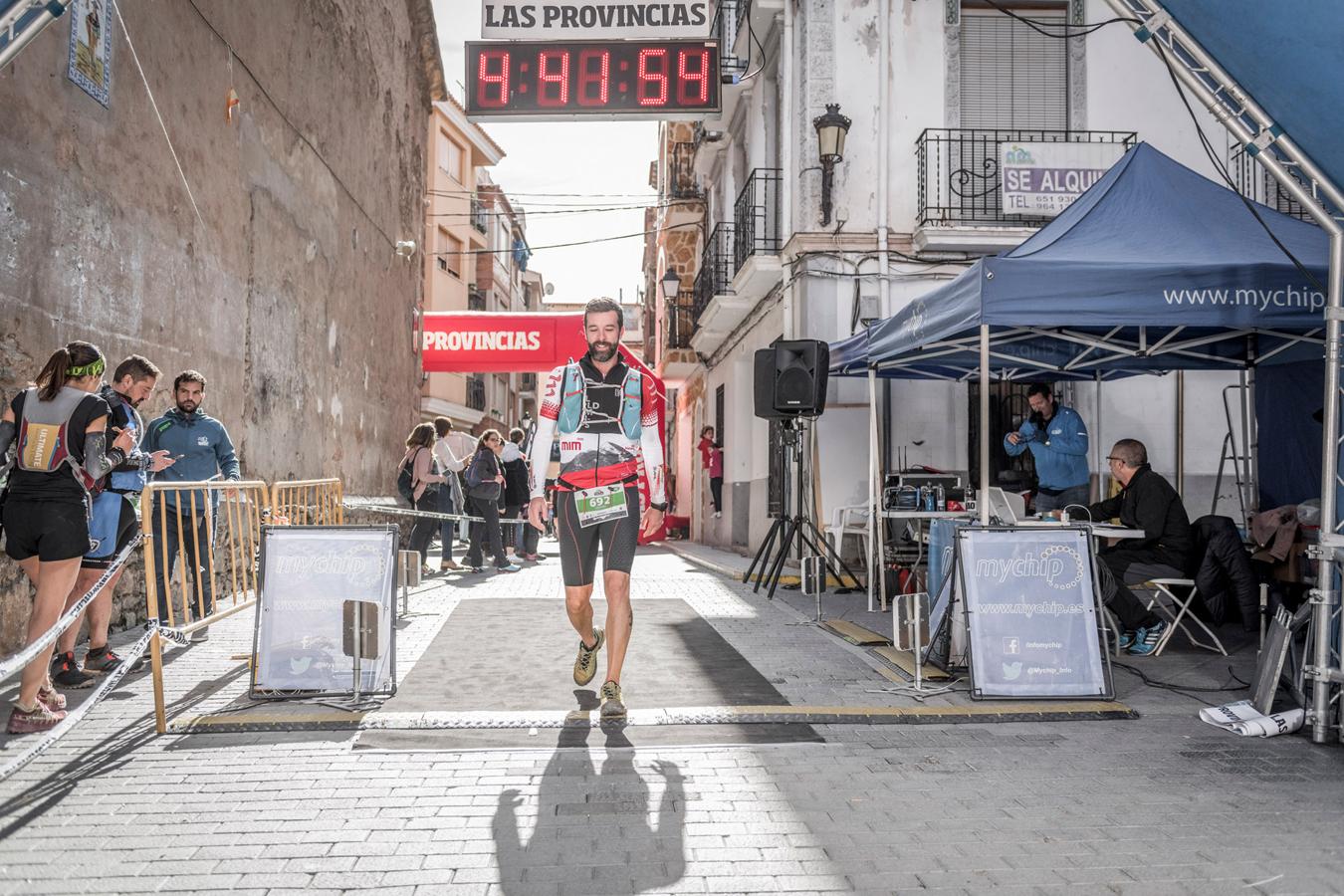 Galería de fotos de la llegada a meta de la carrera de 30 kilómetros del Trail de Montanejos 2018