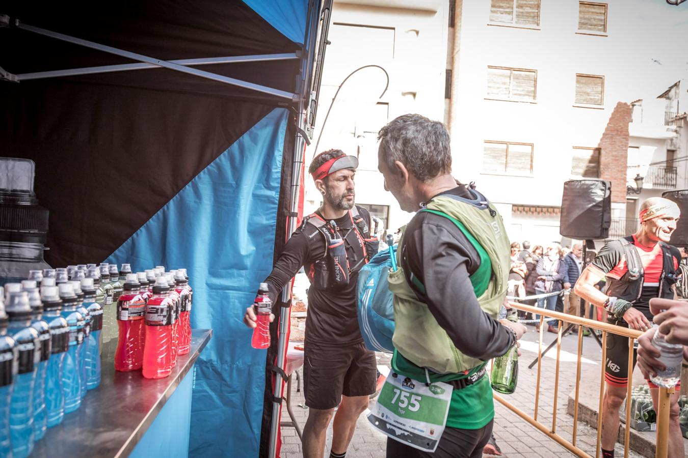 Galería de fotos de la llegada a meta de la carrera de 30 kilómetros del Trail de Montanejos 2018