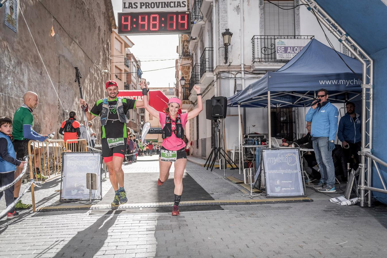 Galería de fotos de la llegada a meta de la carrera de 30 kilómetros del Trail de Montanejos 2018