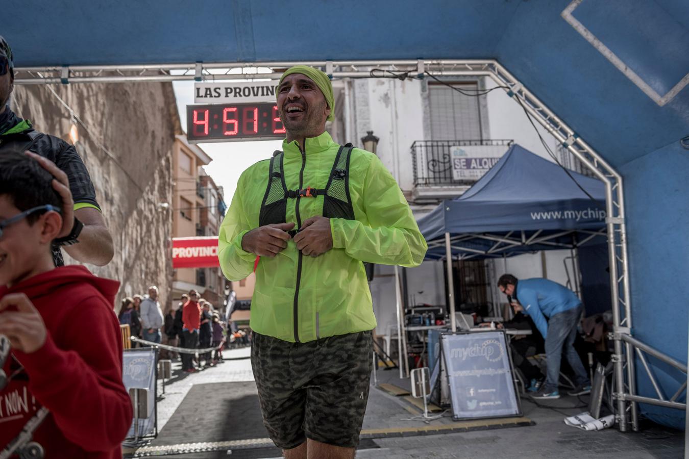 Galería de fotos de la llegada a meta de la carrera de 30 kilómetros del Trail de Montanejos 2018