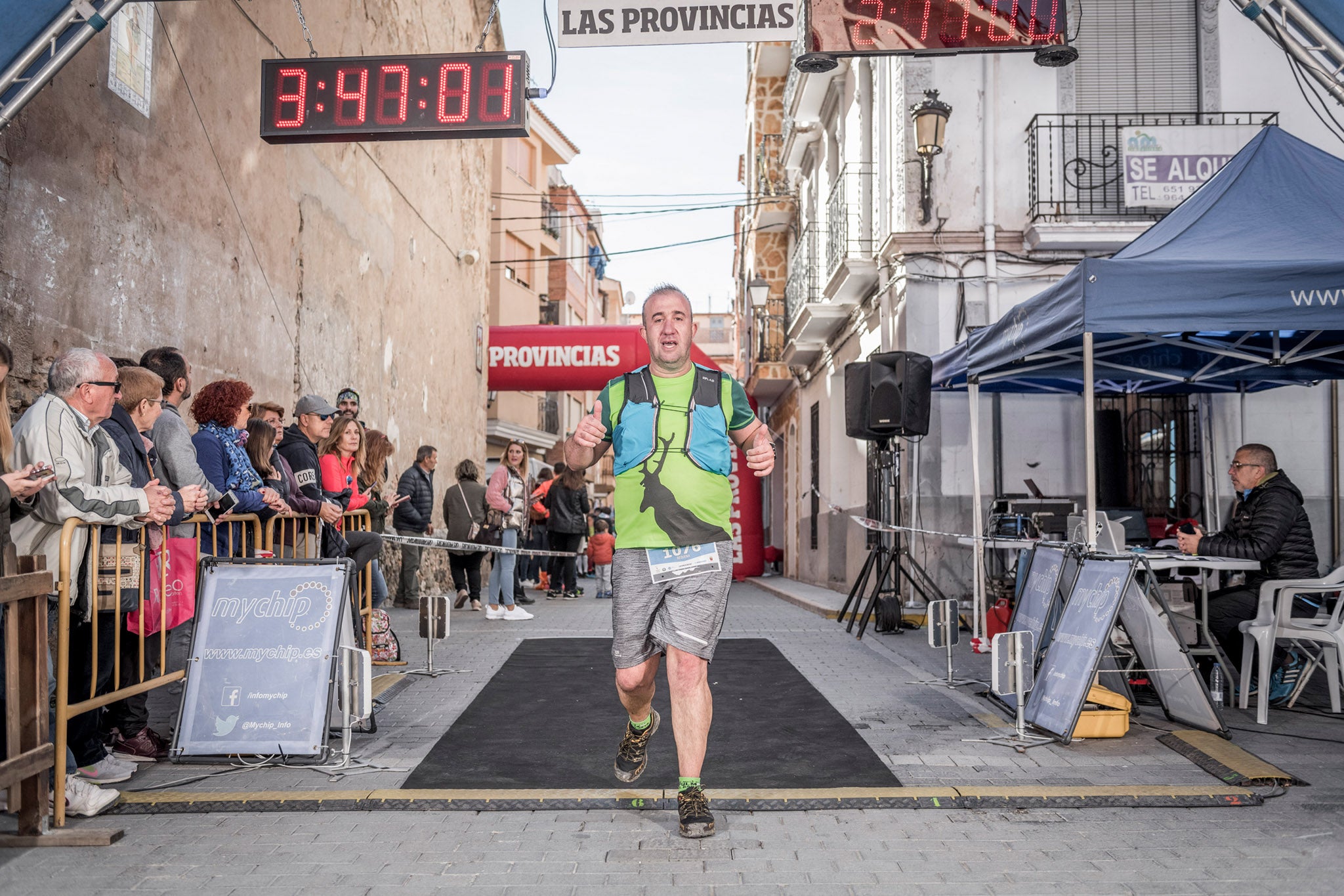 Galería de fotos de la llegada a meta de la carrera de 15 kilómetros del Trail de Montanejos 2018