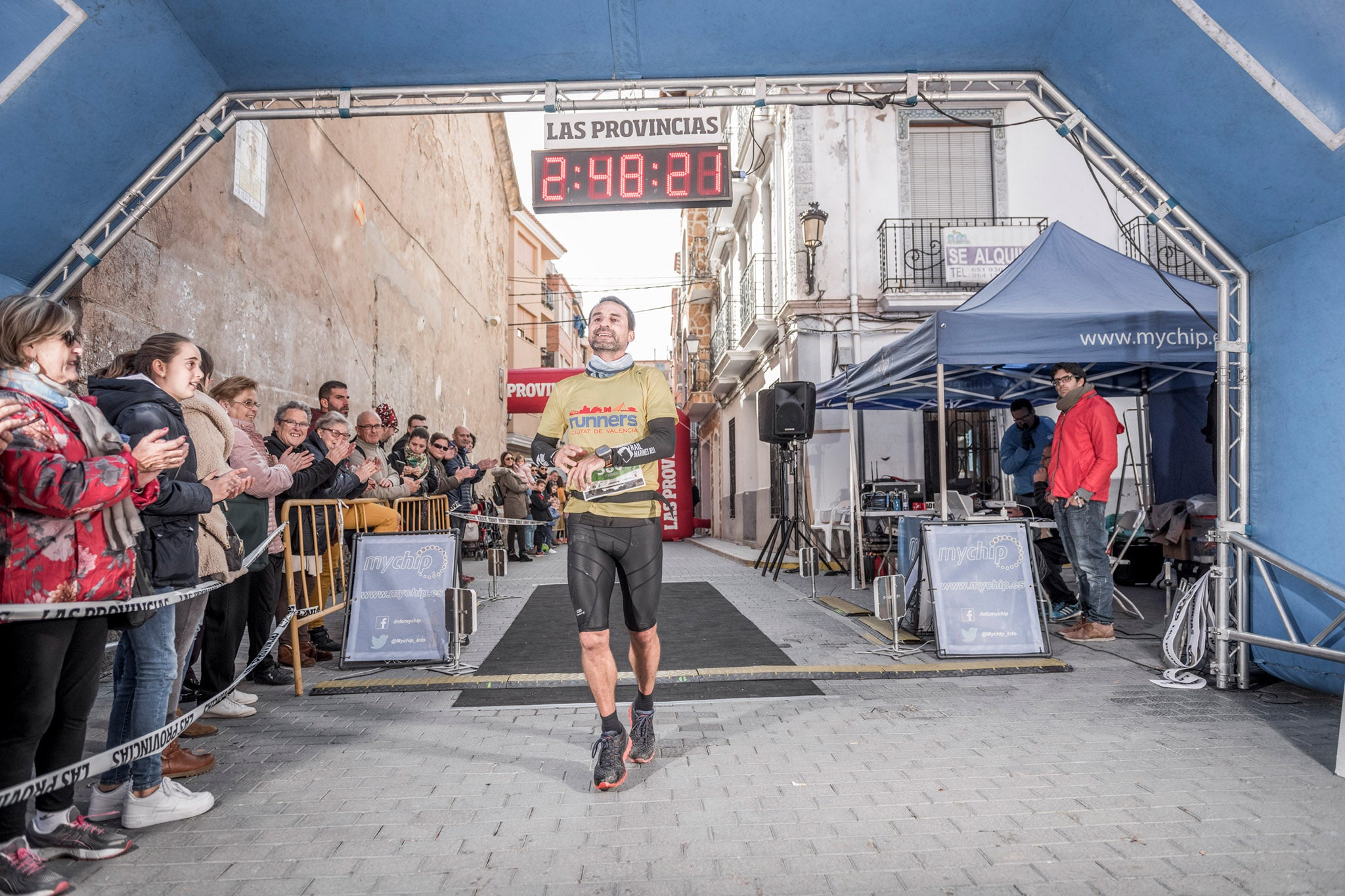 Galería de fotos de la llegada a meta de la carrera de 30 kilómetros del Trail de Montanejos 2018