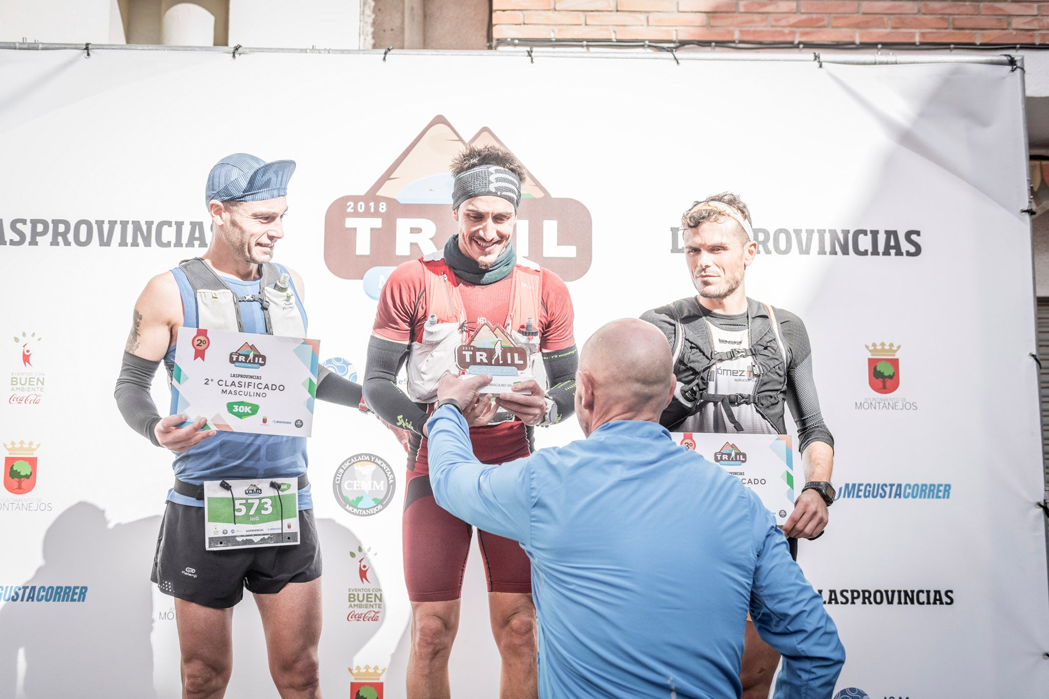 Galería de fotos de la llegada a meta de la carrera de 30 kilómetros del Trail de Montanejos 2018