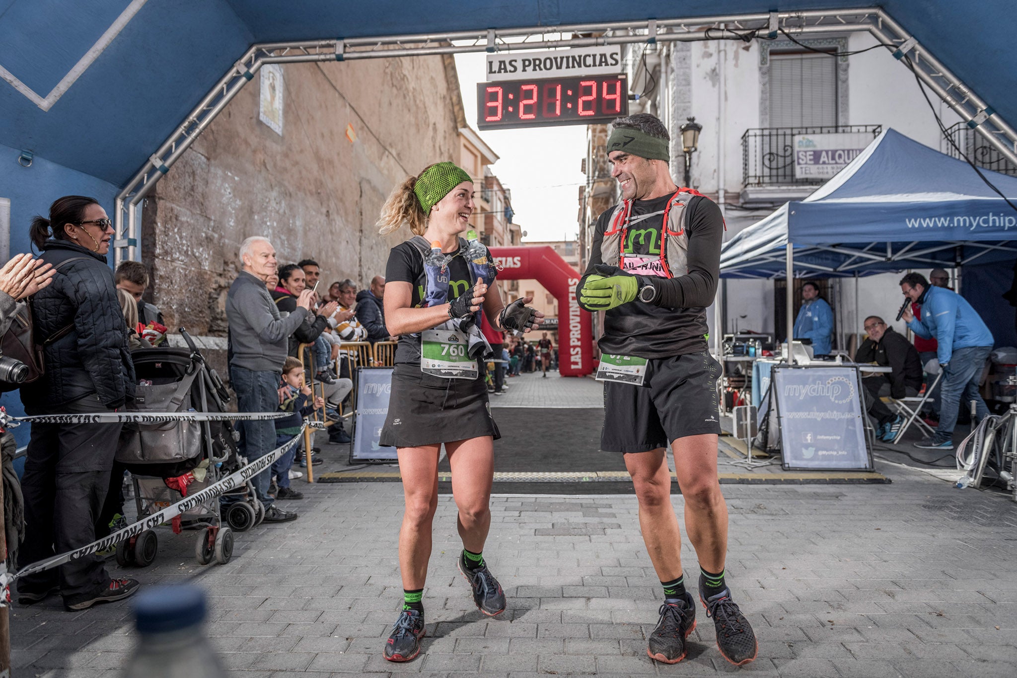 Galería de fotos de la llegada a meta de la carrera de 30 kilómetros del Trail de Montanejos 2018