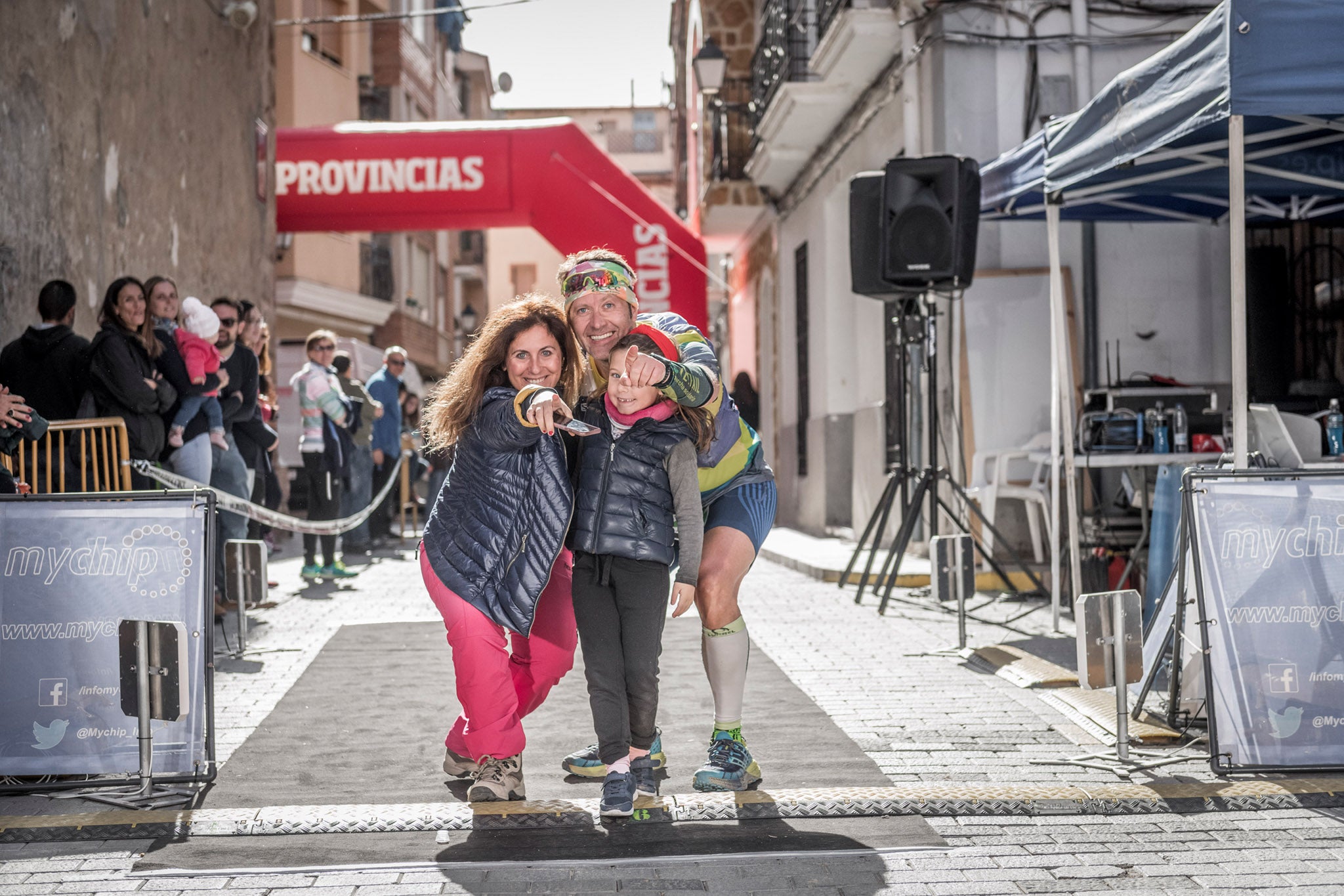 Galería de fotos de la llegada a meta de la carrera de 30 kilómetros del Trail de Montanejos 2018