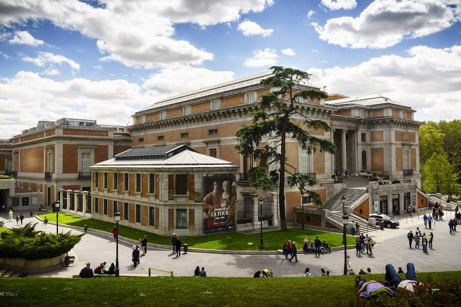2. El Museo del Prado, en Madrid. (116.547 menciones). Los usuarios de la web de viajes TripAdvisor consideran esta pinacoteca como «uno de los mejores museos de arte del mundo», situándolo el número uno a nivel nacional. Su relevancia no está solo a nivel español, El Padro es uno de los museos más famosos del mundo que cumple dos siglos conservando y dando a conocer al gran público obras de arte de reconocido valor universal vinculadas estrechamente a la historia de nuestro país. 
