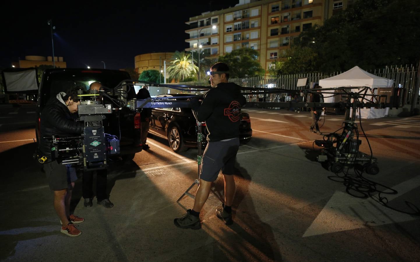 El actor Pedro Alonso ('La casa de papel') se mete en la piel de un personaje «totalmente despreciable» en la película 'El silencio del pantano' que se rueda en Valencia. La cinta se basa en la novela homónima de Juanjo Braulio.