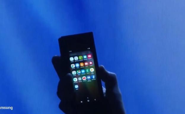 Samsung presenta su primer móvil plegable