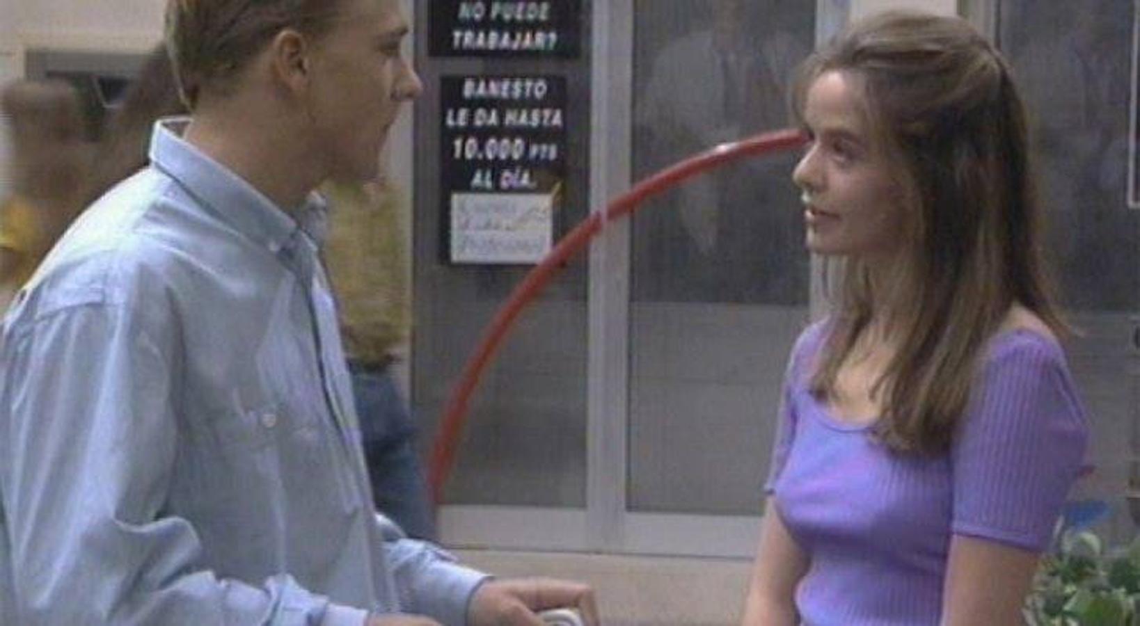María Adánez (María), en la serie.