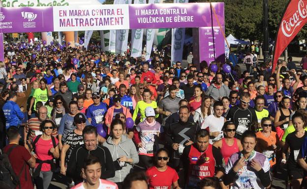 Salida de la última edición de la carrera contra la violencia de género.