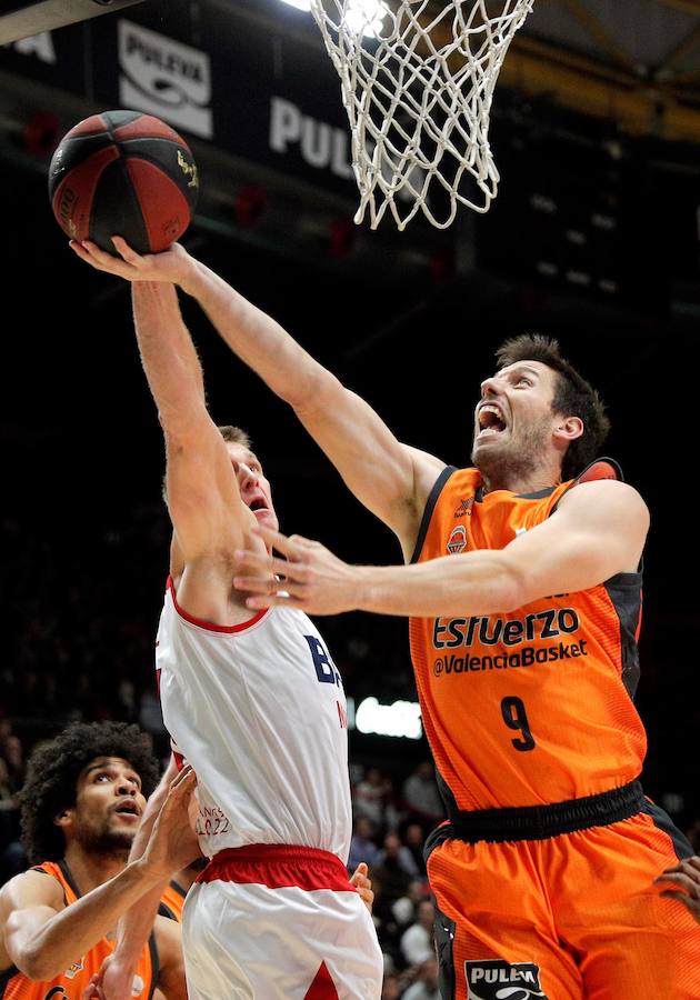 Estas son las imágenes que deja el choque de Liga ACB en la Fonteta donde el conjunto taronja se ha impuesto por 89-76