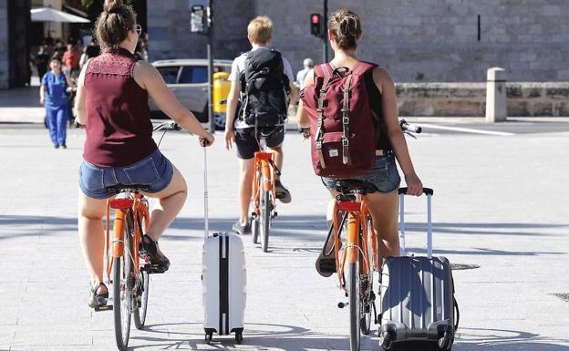 Turistas en la ciudad de Valencia.