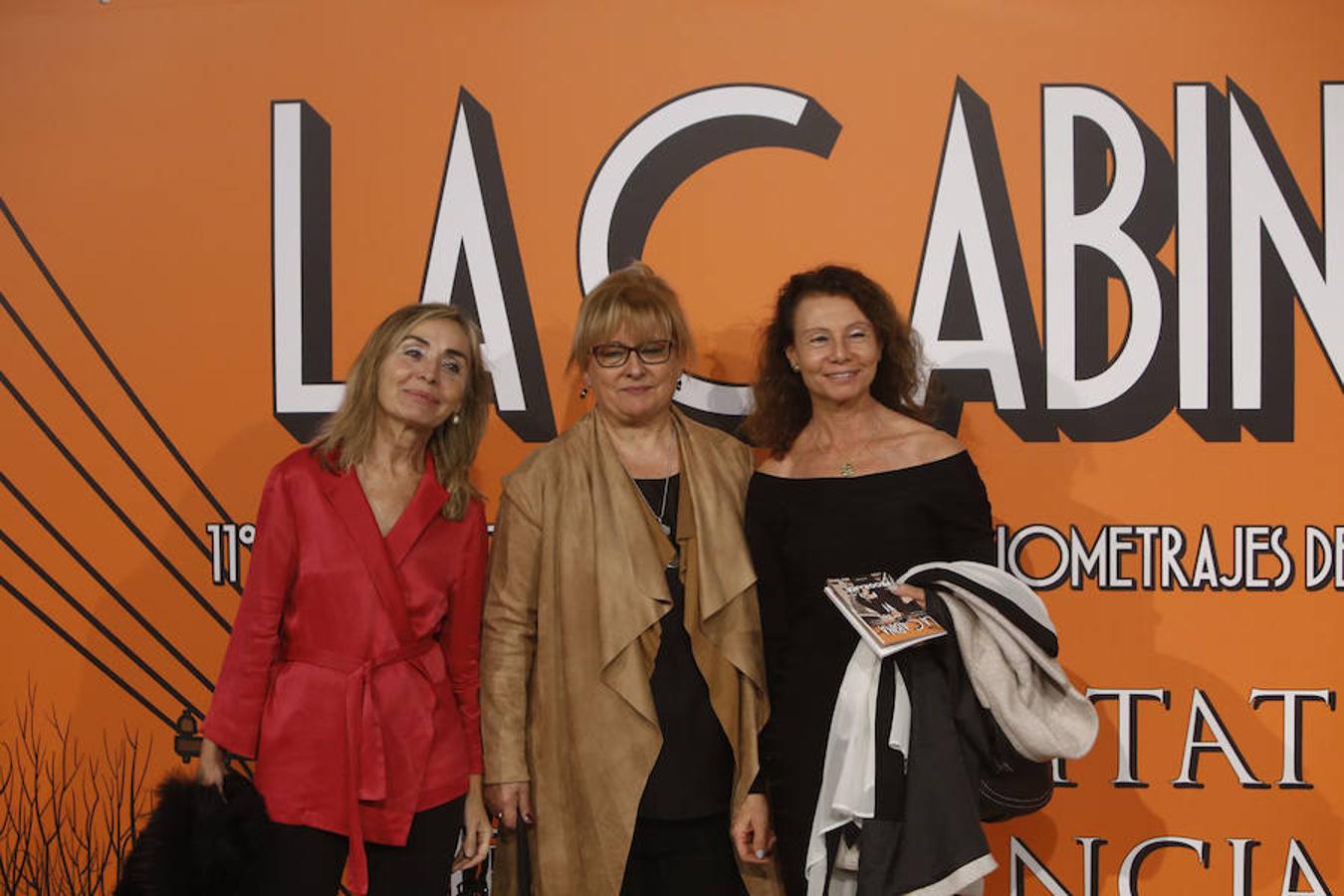 La Cabina, el festival internacional de mediometrajes de Valencia, inaugura en el Palau de la Música su undécima edición con un espectáculo pensado para sorprender al público y protagonizado por los actores José Luis Herranz y Víctor Aleixandre. Hasta el día 24 de noviembre se podrán ver en La Filmoteca y La Nau los 32 mediometrajes que participan en el evento audiovisual que ha estrenado el metraje 'Zalig zijn de Onwetenden'. 