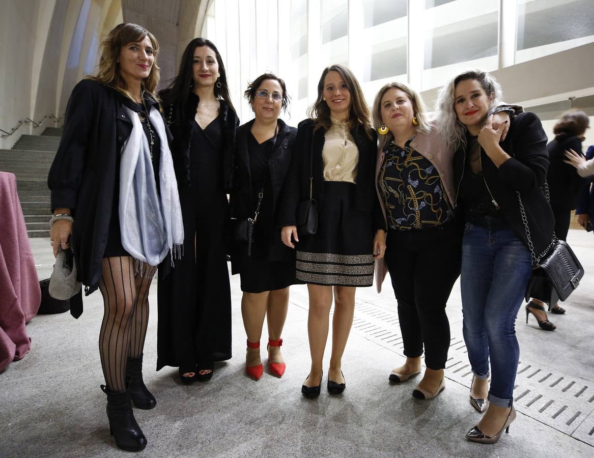 Las periodistas Patricia Cabezuelo, Natalia Olmos, Lola Soriano, Beatriz de Zúñiga, Noelia Camacho y Carla Bellveser. 