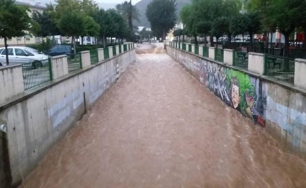 Tavernes cierra colegios, instalaciones deportivas y edificios públicos