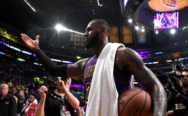 Los cinco máximo anotadores de la NBA: Lebron James supera a Wilt Chamberlain