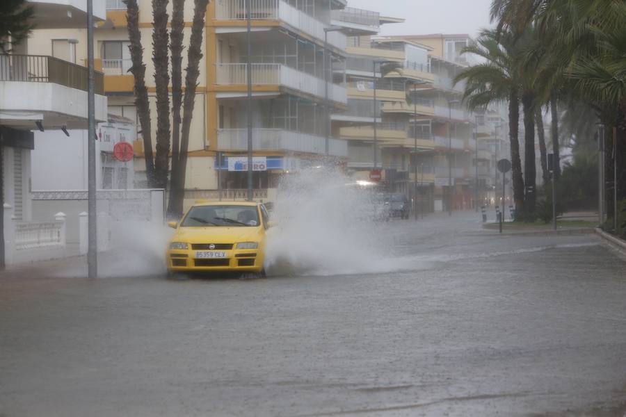 Playa de Tavernes de la Valldigna.