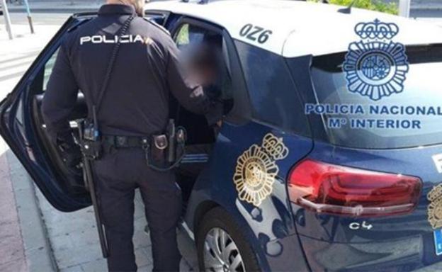 Violan a una joven en los lavabos de una sala de fiestas en Granada.