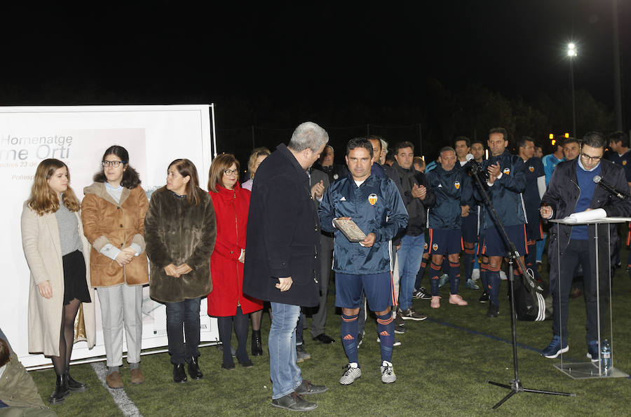 Fotos: El cariño del valencianismo hacia Ortí