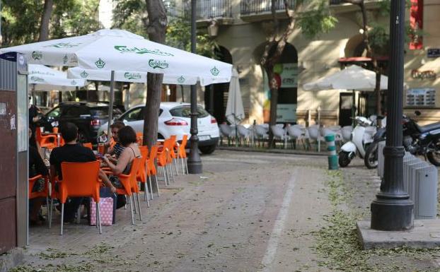 Imagen de archivo de una terraza en el barrio de Ruzafa de Valencia.