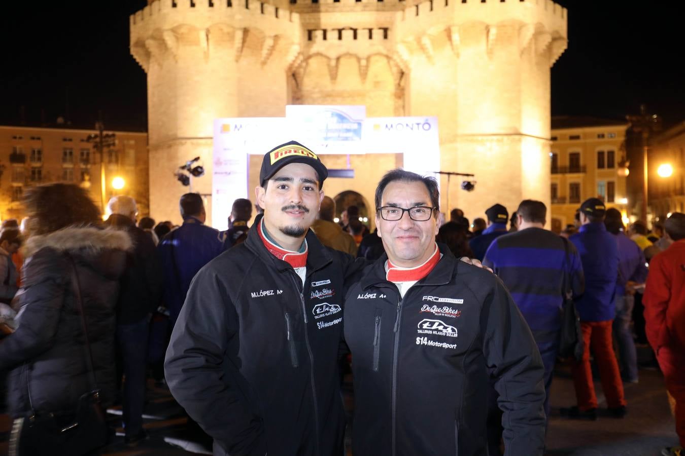El XIX Rally Ciudad de Valencia ha arrancado este viernes con una salida neutralizada desde las Torres de Serranos.