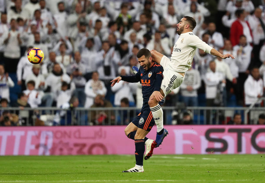 Estas son las mejores imágenes del duelo en el Bernabéu correspondiente a la jornada 14 de LaLiga