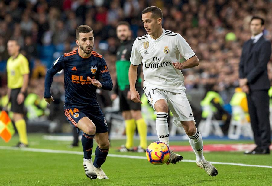 Estas son las mejores imágenes del duelo en el Bernabéu correspondiente a la jornada 14 de LaLiga