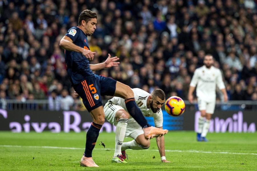 Estas son las mejores imágenes del duelo en el Bernabéu correspondiente a la jornada 14 de LaLiga