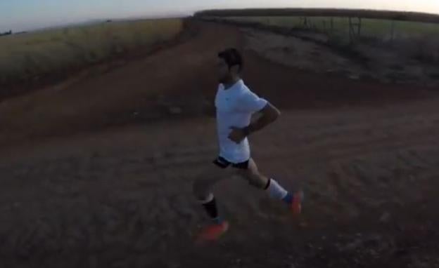 Marc Roig, durante un entrenamiento en Kenia.