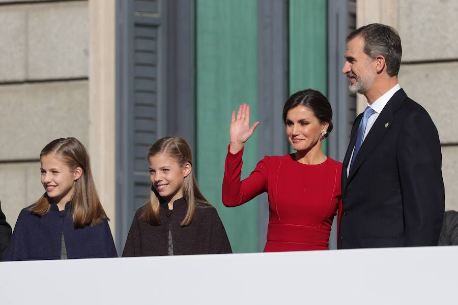 Los Reyes, Felipe y Letizia; la princesa Leonor, la infanta Sofía, el Rey y la Reina eméritos, Juan Carlos y Sofía, han sido protagonistas este jueves 6 de diciembre de 2018 de los actos en conmemoración de la Constitución española.