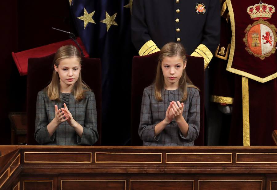 Los Reyes, Felipe y Letizia; la princesa Leonor, la infanta Sofía, el Rey y la Reina eméritos, Juan Carlos y Sofía, han sido protagonistas este jueves 6 de diciembre de 2018 de los actos en conmemoración de la Constitución española.