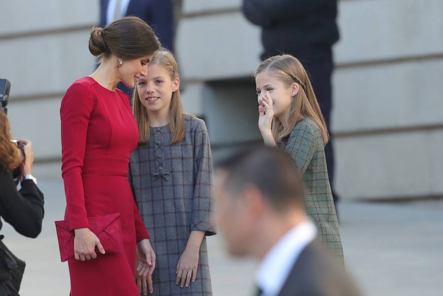 Los Reyes, Felipe y Letizia; la princesa Leonor, la infanta Sofía, el Rey y la Reina eméritos, Juan Carlos y Sofía, han sido protagonistas este jueves 6 de diciembre de 2018 de los actos en conmemoración de la Constitución española.