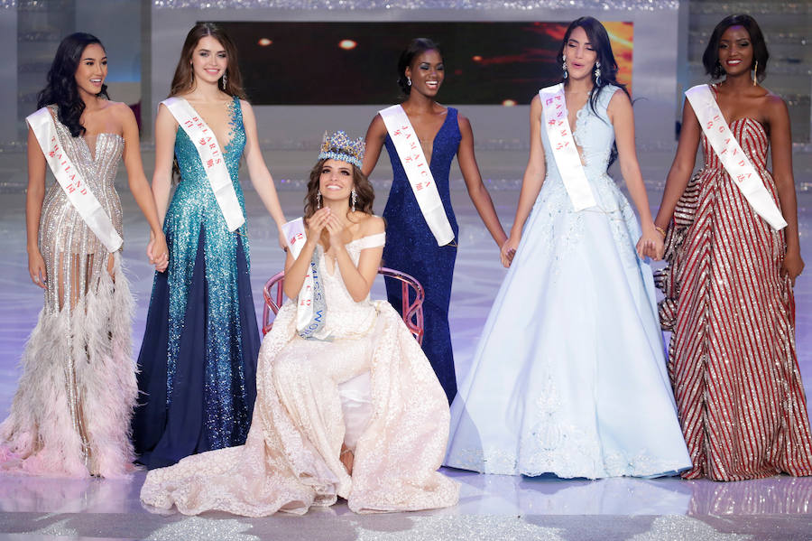 La modelo mexicana Vanessa Ponce de León, de 26 años, se coronó esta noche Miss Mundo en la sexagésimo octava edición del certamen, celebrada en la ciudad tropical china de Sanya, logrando así la primera corona para su país. La guanajuatense se impuso en una disputada ronda final a la tailandesa Nicolene Pichapa Limunskan, que terminó segunda, y a las aspirantes de Bielorrusia, Jamaica y Uganda. «Usaré mi reinado para seguir haciendo lo mismo que hago desde hace tres años, es decir, seguir siendo un ejemplo, porque todos podemos ser un ejemplo. El mundo necesita un cambio y ayudar no es tan difícil», comentó la modelo mexicana al recibir la corona.