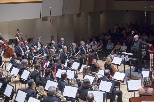  La Banda Municipal de Valencia, en el Palau de la Musica. 