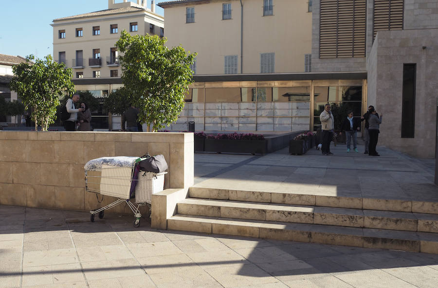 Uno de los mejores centros arquológicos de Europa padece los efectos del abandono por parte del Ayuntamiento desde su inauguración hace una década, lo que ha obligado a retirar piezas de la exposición.