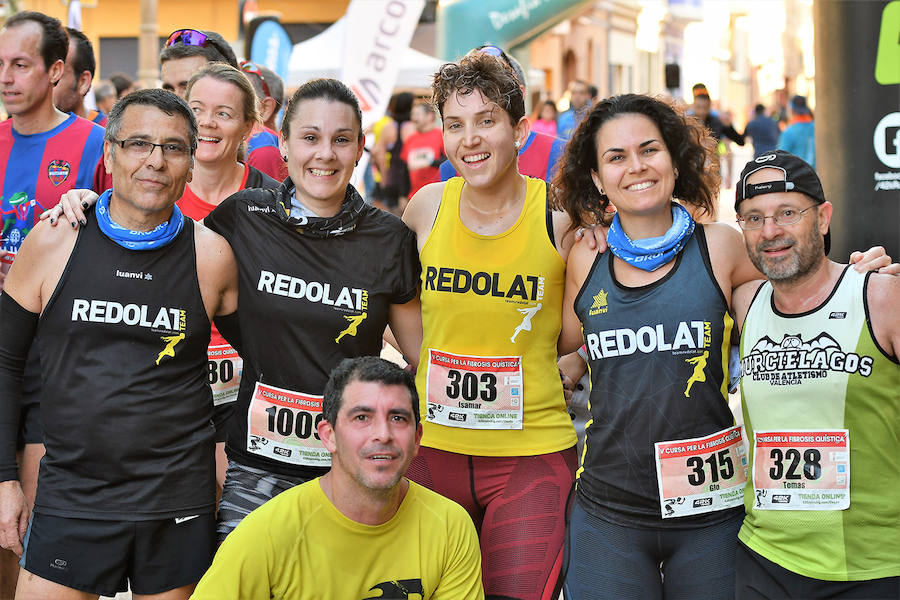 Foios ha acogido este domingo 23 de diciembre la quinta edición de su 10K contra la Fibrosis Quística. Se trata de una carrera solidaria que se ha consolidado en el calendario de final de año en Valencia.