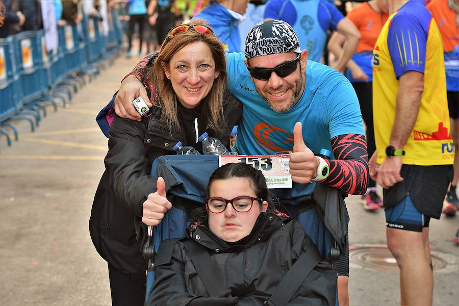 Foios ha acogido este domingo 23 de diciembre la quinta edición de su 10K contra la Fibrosis Quística. Se trata de una carrera solidaria que se ha consolidado en el calendario de final de año en Valencia.